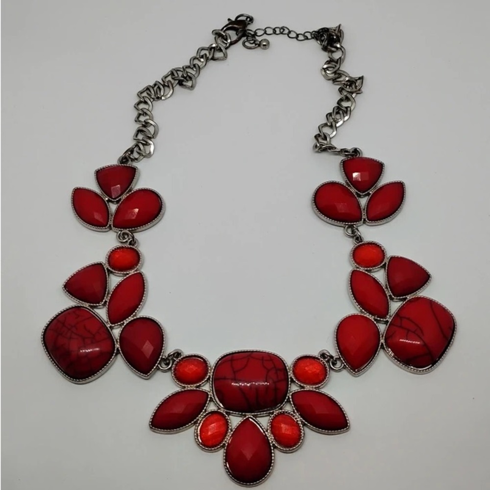 Elegant Red and Silver Statement Necklace